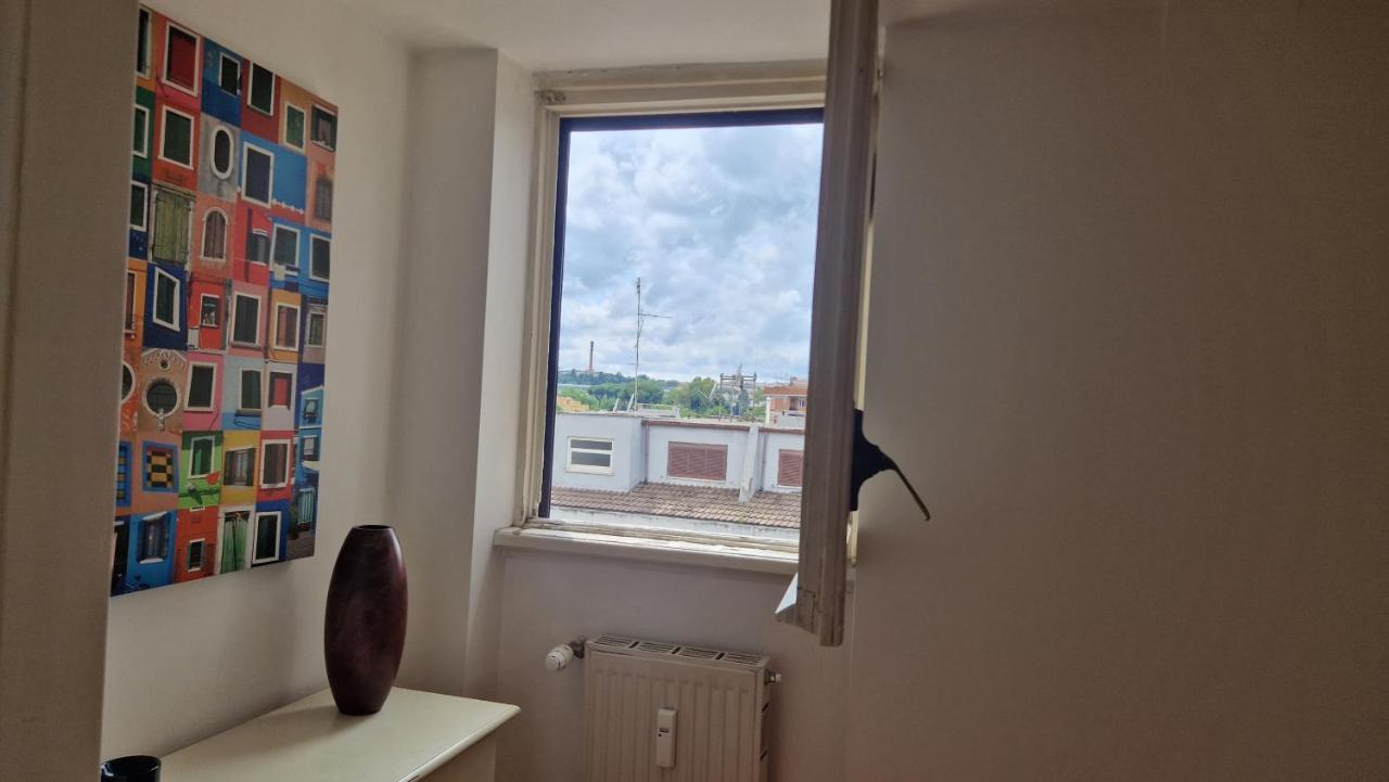 Casa Di Libri - Delizioso Appartamento A 10 Min Da Trastevere 로마 외부 사진