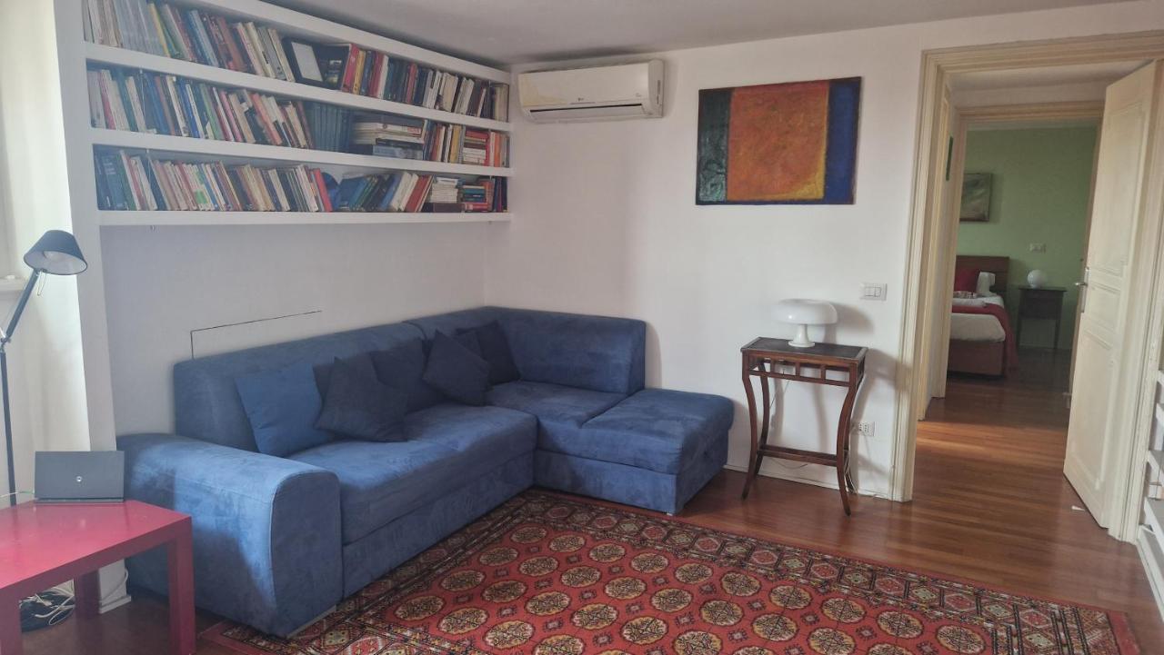 Casa Di Libri - Delizioso Appartamento A 10 Min Da Trastevere 로마 외부 사진